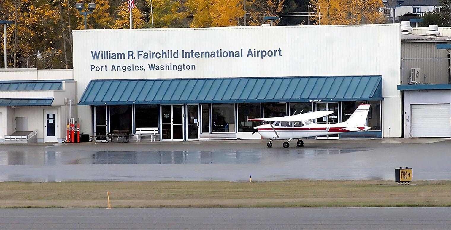 Citizen Air terminal at KCLM